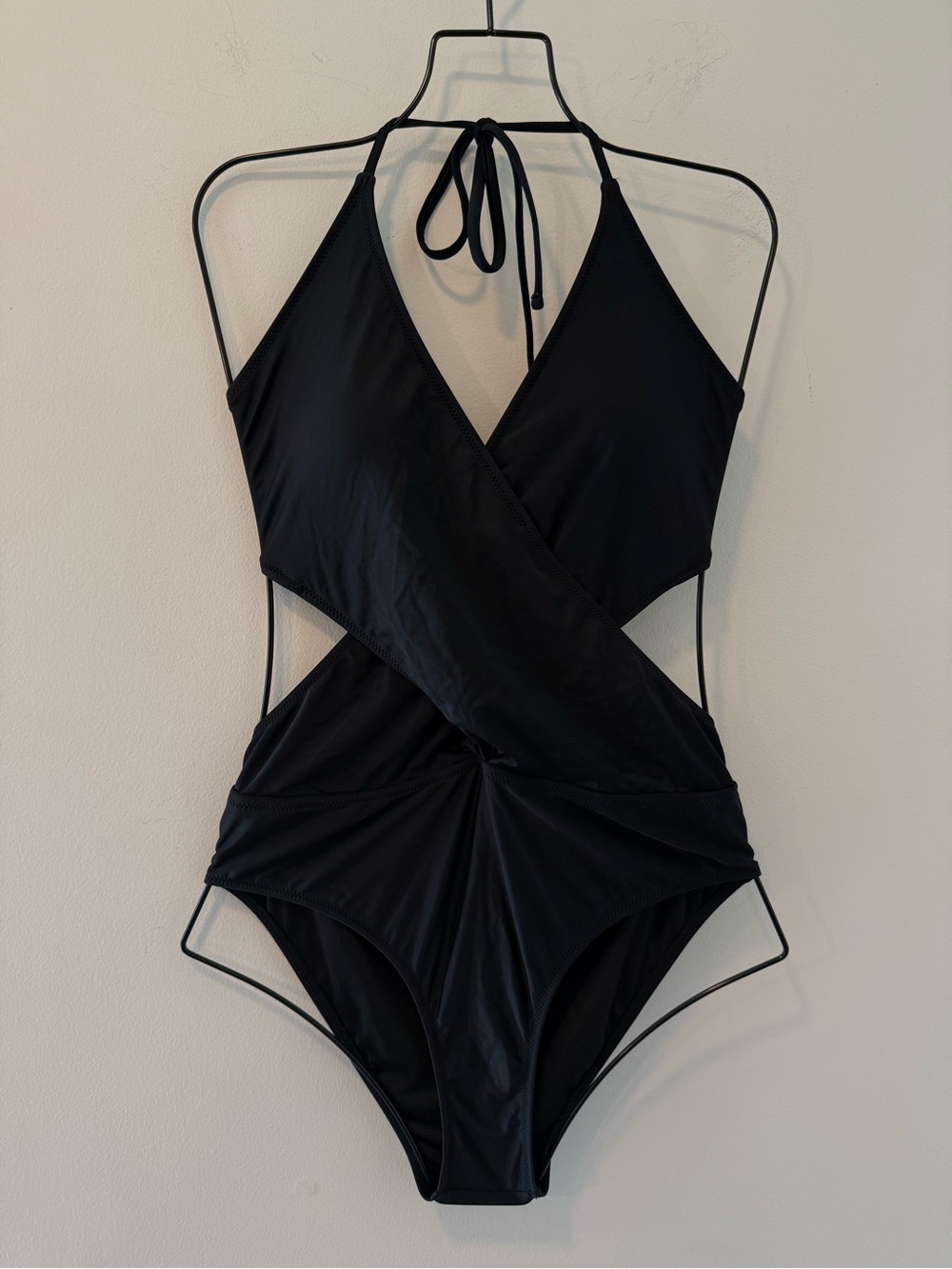Live Life On The Beach Black One Piece Swimsuit Size Large NWT #Lux-Swim-C